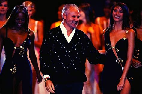 stilista di casa versace|gianni versace designer.